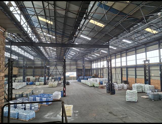 21,015M² WAREHOUSE FOR SALE IN ANDERBOLT